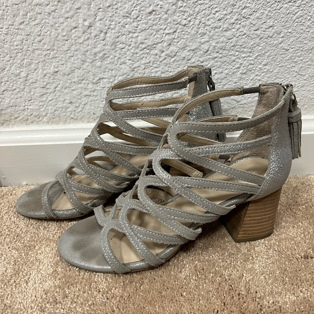 Seychelles Silver Gladiator Heels size 6.5